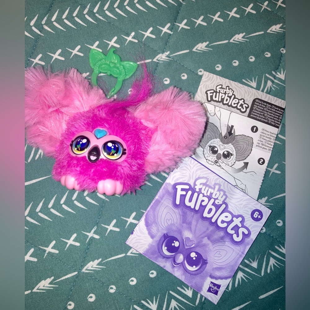 FURBLET NWOT